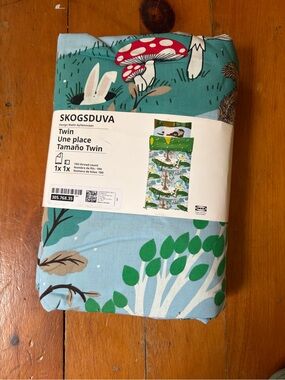IKEA SKOGSDUVA Duvet Cover - Teal with Red and Green Woodland Print